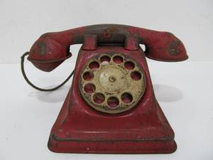 lot 54 image: Old Vintage Pressed Steel Toy Telephone