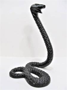 lot 194 image: 10 Iron Snake Desk Sculpture