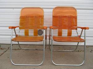 lot 220 image: Retro Vintage Pair of Orange Rubber Tube Folding Lawn Chairs