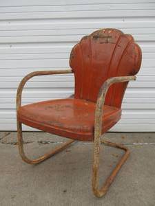 lot 221 image: Vintage 1950s Orange Metal Patio Spring Chair