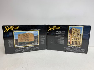 lot 345 image: 2 Large Brand New Sealed BACHMANN SPECTRUM Cityscape Buildings