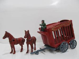 lot 275 image: Vintage Style Horse Drawn Carriage