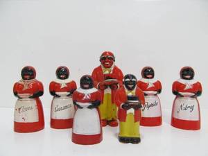 lot 307 image: Lot of Vintage F&F Mold and Die Works Dayton Ohio Kitchen Collectibles