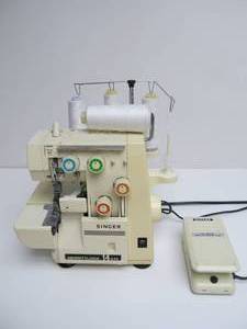 lot 341 image: Working SINGER Merrittlock 14 U44 Sewing Serger Machine