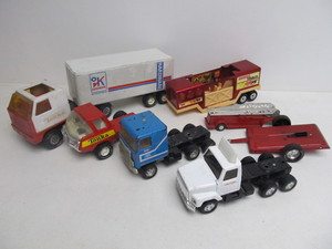lot 355 image: Group of Vintage Toy Vehicles - Tonkas etc