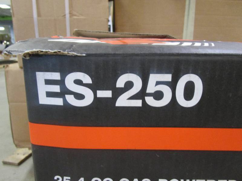lot 928 image: ECHO ES-250 165 MPH 391 CFM 25.4 cc Gas 2-Stroke Cycle Leaf Blower Vacuum (OPEN BOX)