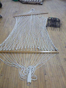 lot 39 image: Hammock