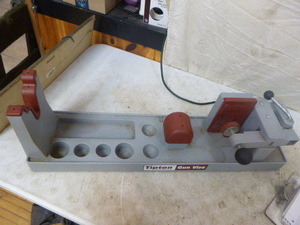 lot 48 image: Tipton Gun Vise