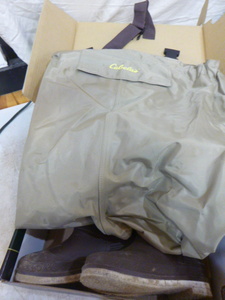 lot 60 image: Cabelas Womens Waders