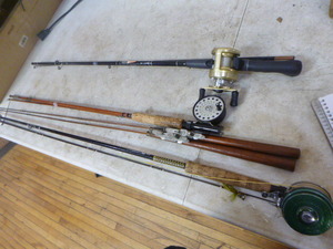 lot 92 image: 4 Fishing Rods
