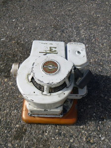 lot 114 image: Briggs & Stratton Motor