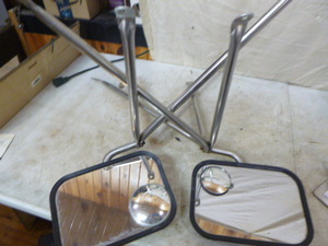 lot 136 image: West Coast Side Mirrors