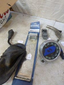 lot 142 image: Automotive Items