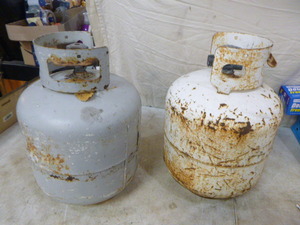 lot 158 image: 2 LP Tanks