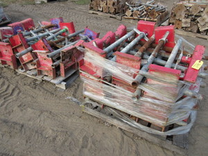 lot 302 image: U HEADS FOR STRUCTURAL SHORING