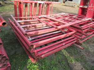lot 310 image: UPRIGHTS FOR STRUCTURAL SHORING