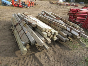 lot 317 image: ELLIS JACKS (QUICK SHORING)