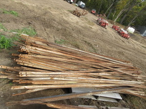 lot 318 image: CROSS BARS FOR STRUCTRAL SHORING