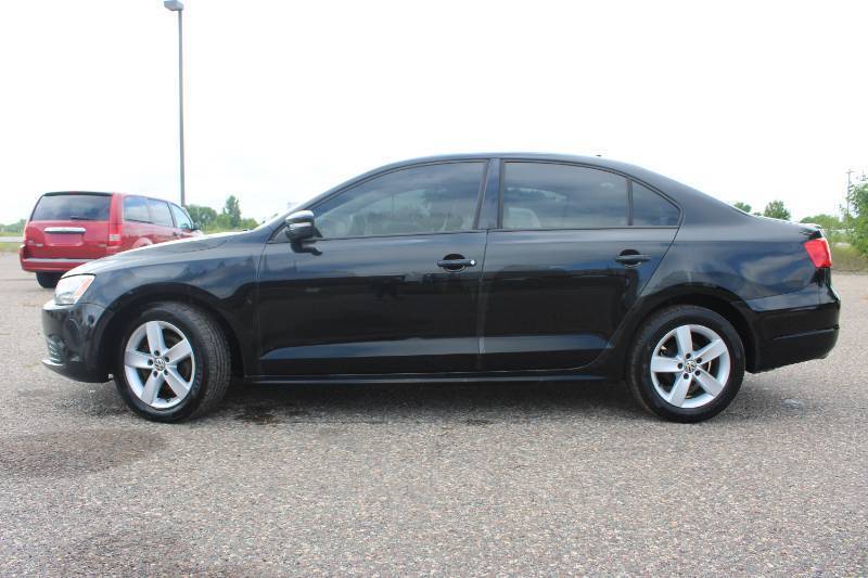 2012 Volkswagen Jetta - DIESEL - 2 OWNERS