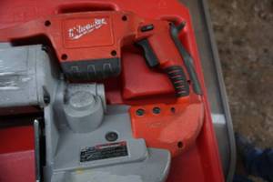 lot 3 image: Milwaukee Model V28 28 Volt Cordless Band Saw With Case