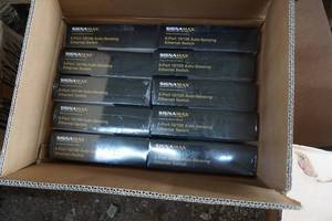 lot 66 image: 1 Full Case Pack 20 Units Signamax 8 Port 10100 Auto Sensing Ethernet Switch Modem