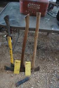 lot 92 image: 3 - Axes With Splitting Wedges