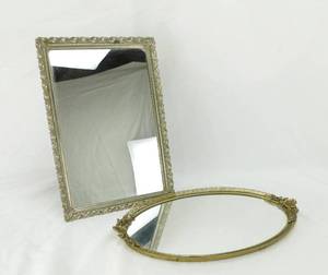 lot 100 image: Set of 2 Vintage Mirrored Vanity Trays