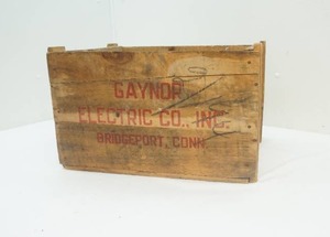 lot 15 image: Vintage Wooden Crate