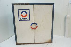 lot 65 image: Vintage AC Delco Cabinet
