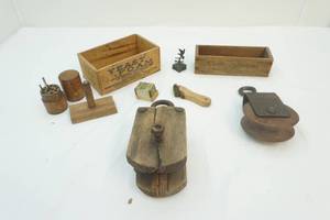 lot 83 image: Antique Wood Pulleys & Misc.