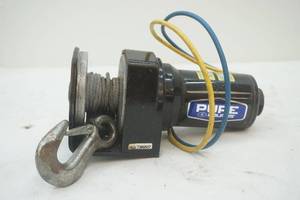 lot 107 image: Polaris ATVSnowmobile Winch