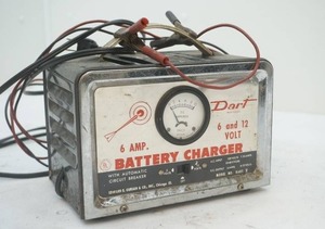 lot 113 image: 6 amp Battery Charger