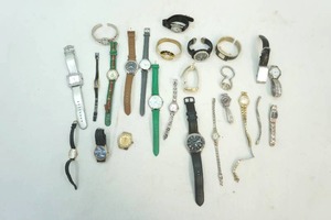 lot 121 image: Variety of Watches