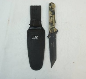 lot 134 image: Mossy Oak Hunting Knife