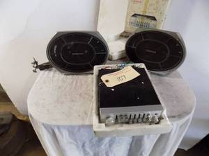 2 Speakers Pioneer  Graphic Equalizer Booster