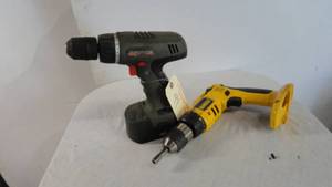 18V Superior Dewalt Drill with battery & charger