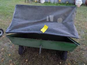 John Deere Pull Behind Cart Bagger