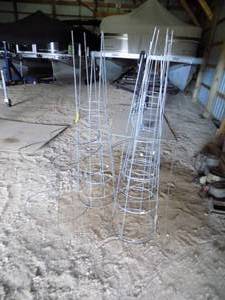 7 Tomato Cages  4- Heavy Duty  3 Regular