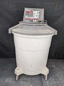 Craftsman Sears 8 Gal. Wet Dry Vacuum 1.5 H.P.