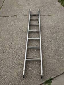 8 Ft.-16 Ft. Telescoping Extension Ladder