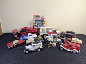 Set of 16 Miniature Delivery and Working Vehicles