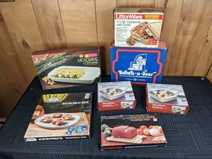 Vintage Littonware, GE, Nordicware, Rubbermaid, and Anchor Ovenware Microwave Cookware