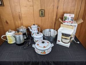Vintage Mr. Coffee, Coffeepots, Stockpot, and Pot