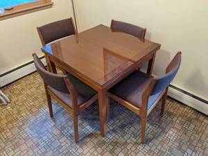 Vintage Glass Topped Dining Table with (2) Leaves and (4) Upholstered Chairs