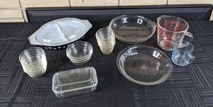 Glass Casserole Baking Dishes, Glass Measuring Cups and Small Glass Bowls (Pyrex and More)