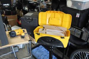 lot 206 image: Wagner Power Painter Wide Shot 2-speed Paint Sprayer with Tool Box Radio