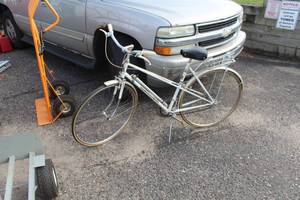 lot 219 image: Peugeot Womens Vintage Bike  Silver