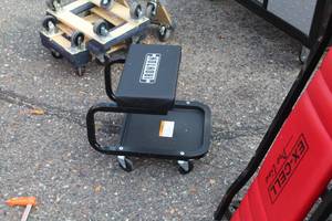 lot 230 image: Ironton Rolling Shop Floor Stool