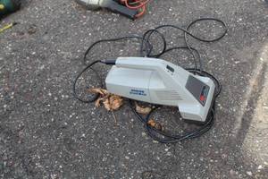 lot 253 image: Hoover Brush Vac