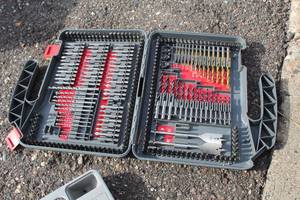 lot 259 image: Drillcraft Drill & Drive Accessory Kit 253-piece